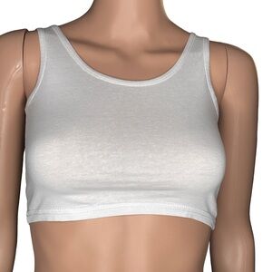 Women's White Crop Top marked Xl is Small